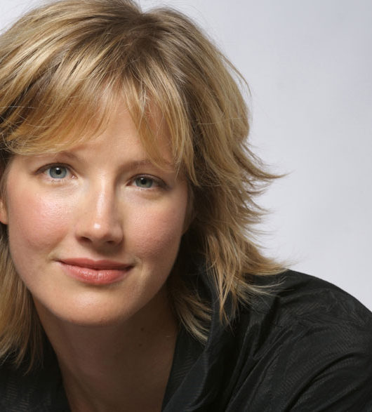 Caroline Stinson, cello